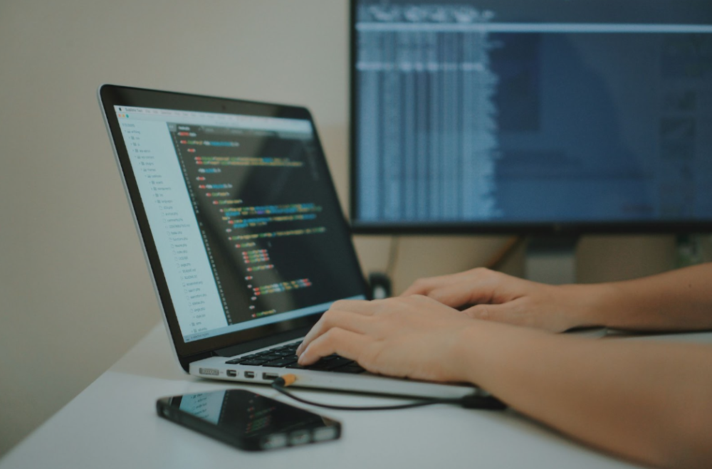 Éditeur Python : quel IDE choisir pour coder en Python ?